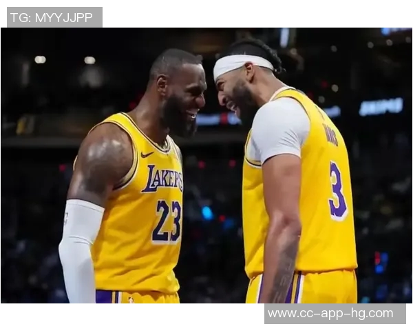 浓眉在垃圾时间终于得分赛场上演逆袭时刻引发热议